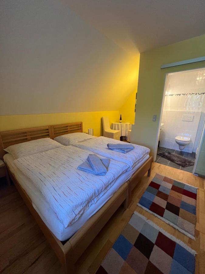 Privatzimmer Familie Pair/Schmoll Spital am Semmering Habitación foto
